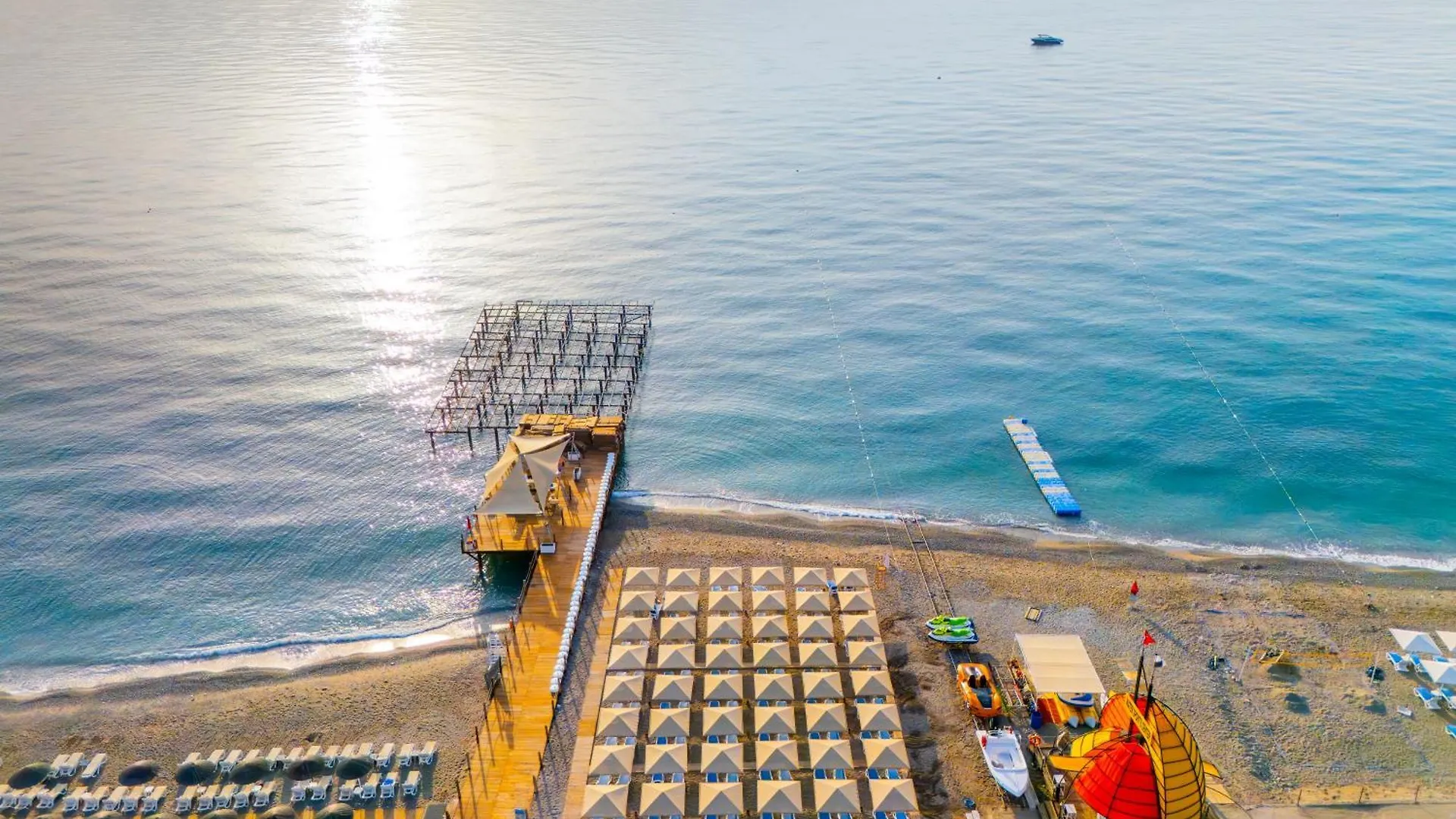Rios Beach Hotel 贝尔迪比 4*,